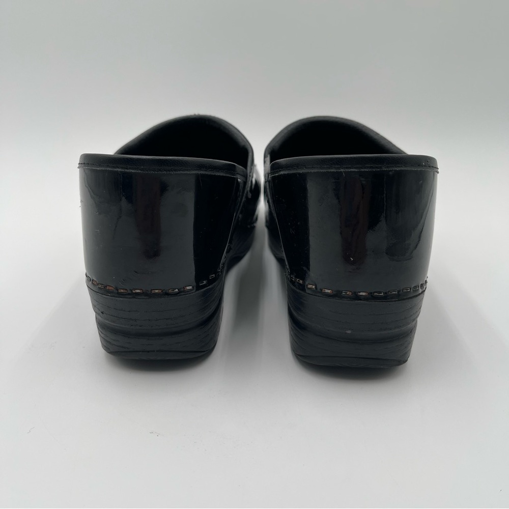 Dansko Professional Black Shiny Leather Classic Clogs Sz EU 41 US 10.5-11 - Picture 3 of 14